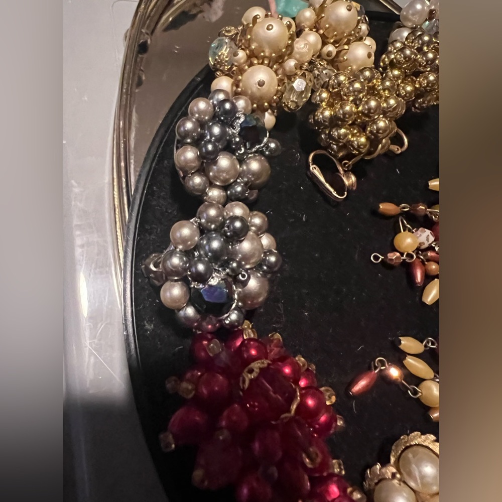 VINTAGE CLUSTERS - Picture 13 of 15